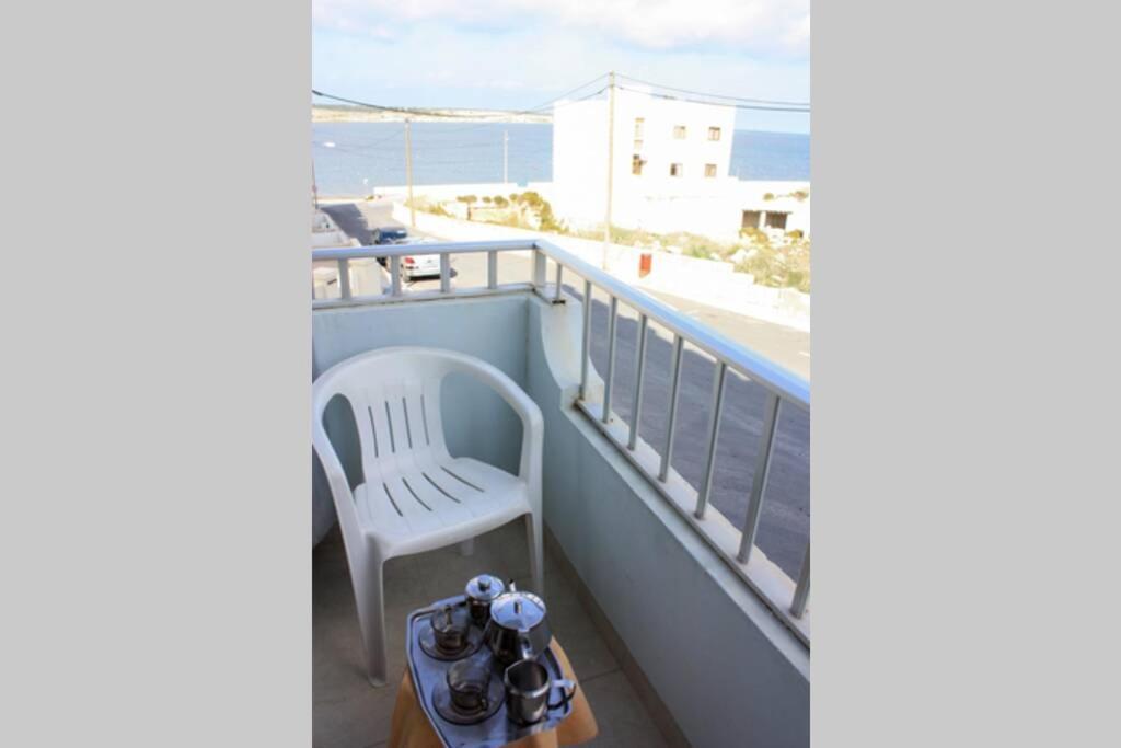 Fiesta Apartment Seaview Mellieha Exterior photo