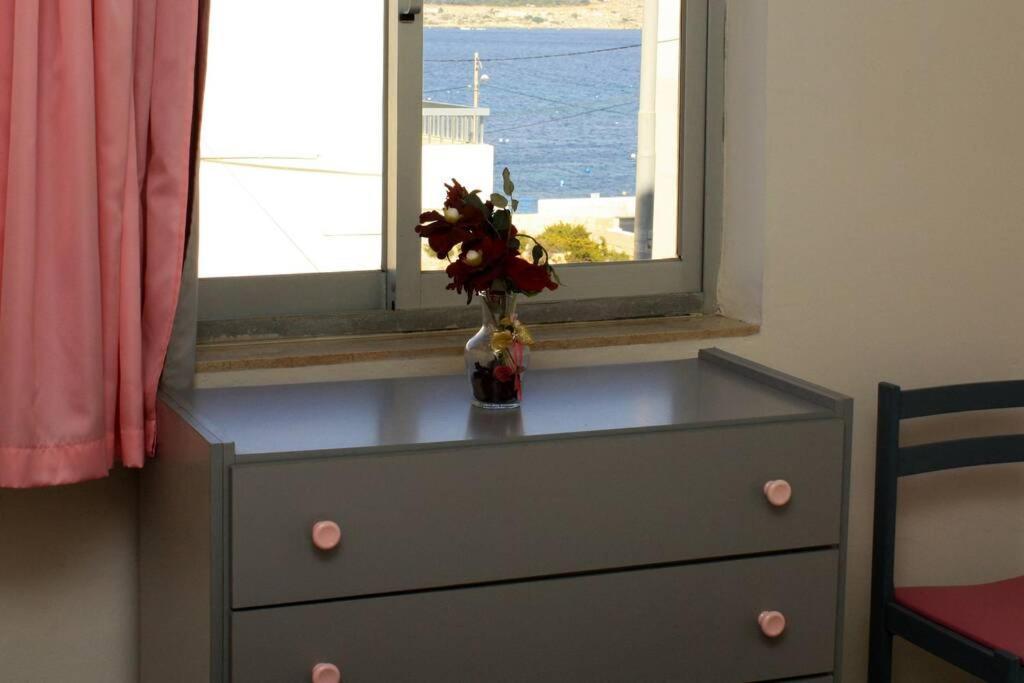 Fiesta Apartment Seaview Mellieha Exterior photo
