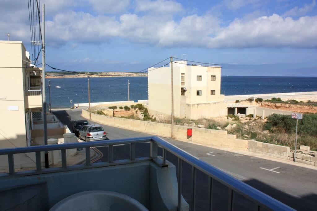 Fiesta Apartment Seaview Mellieha Exterior photo