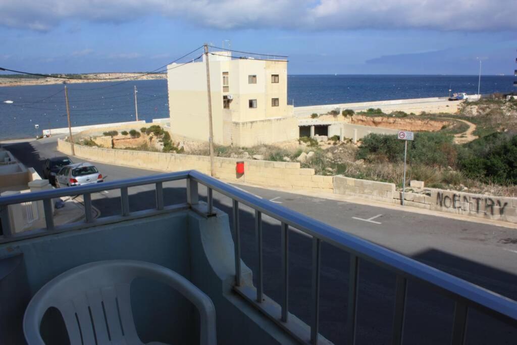 Fiesta Apartment Seaview Mellieha Exterior photo