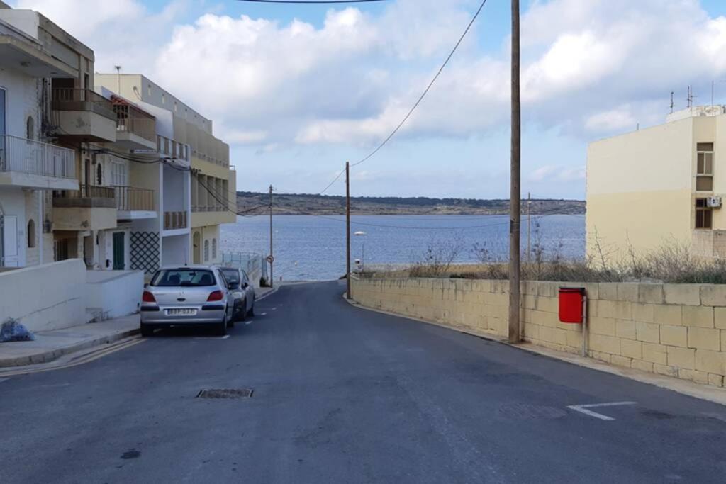 Fiesta Apartment Seaview Mellieha Exterior photo