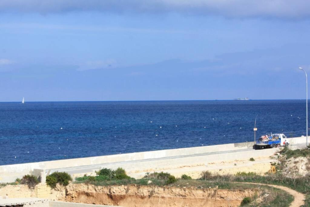 Fiesta Apartment Seaview Mellieha Exterior photo